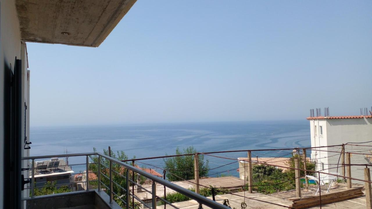 Tasos Rooms Himara Kültér fotó