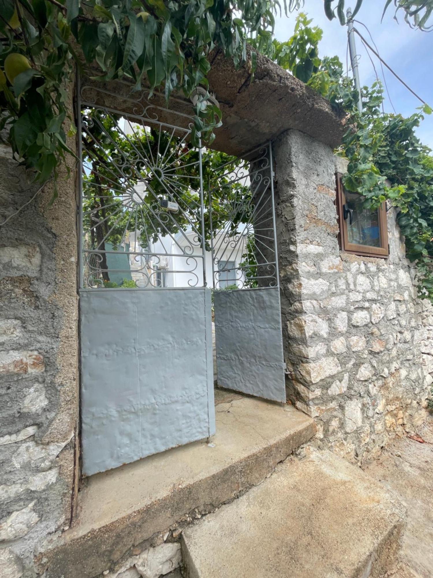 Tasos Rooms Himara Kültér fotó