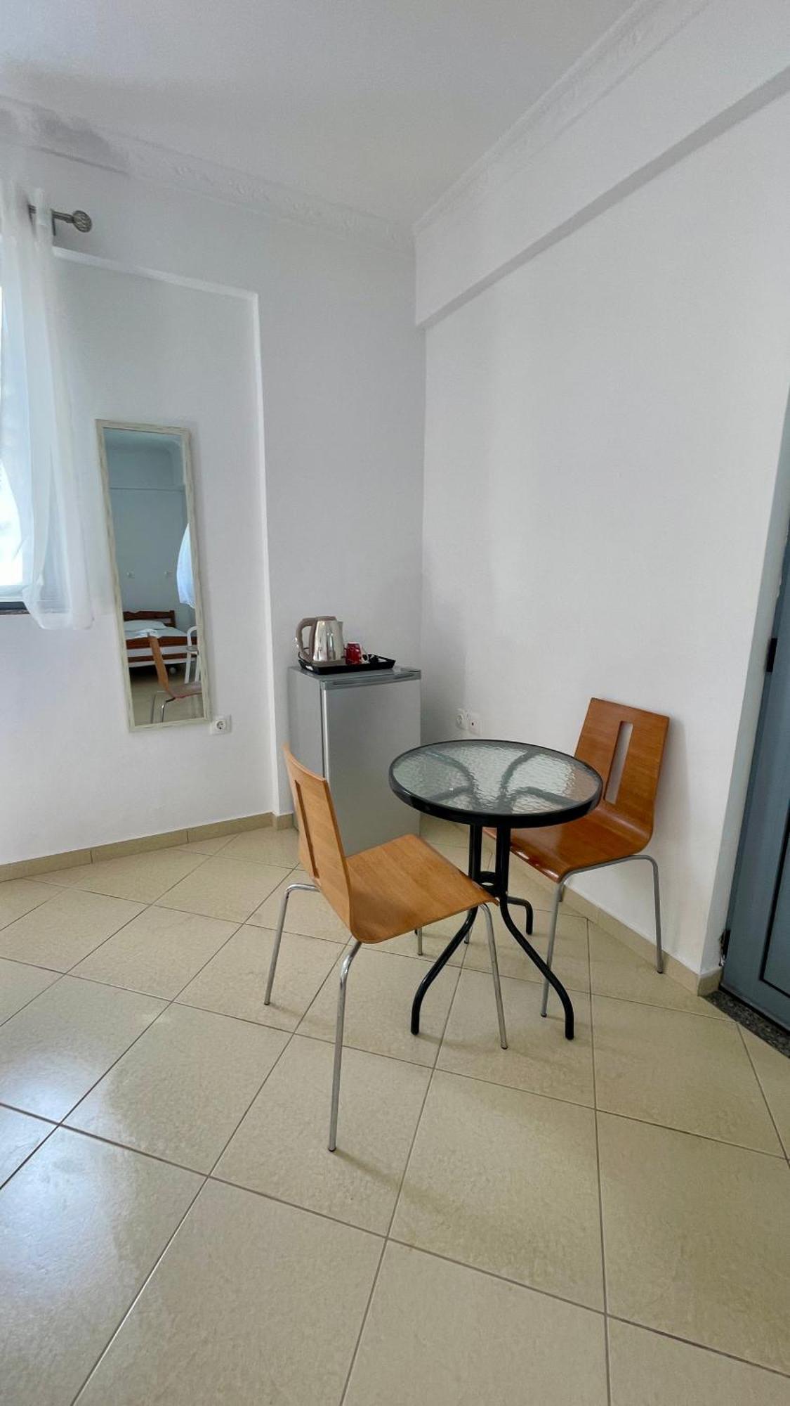 Tasos Rooms Himara Kültér fotó