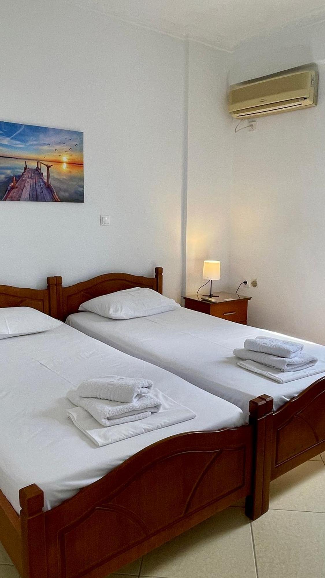 Tasos Rooms Himara Kültér fotó