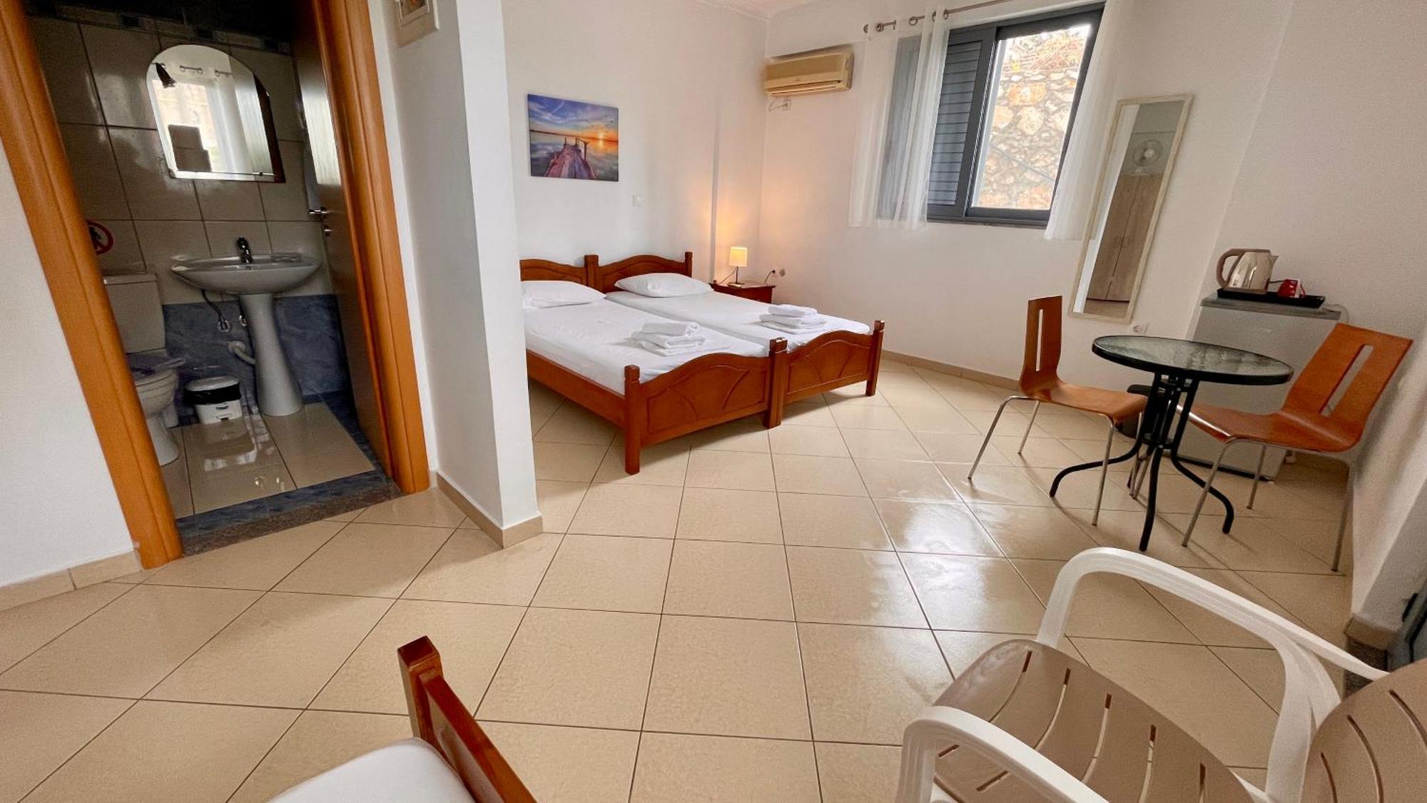 Tasos Rooms Himara Kültér fotó