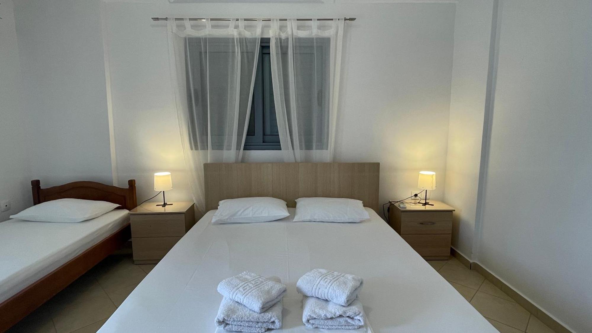 Tasos Rooms Himara Kültér fotó